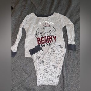 7 pairs of Boy toddler pajamas